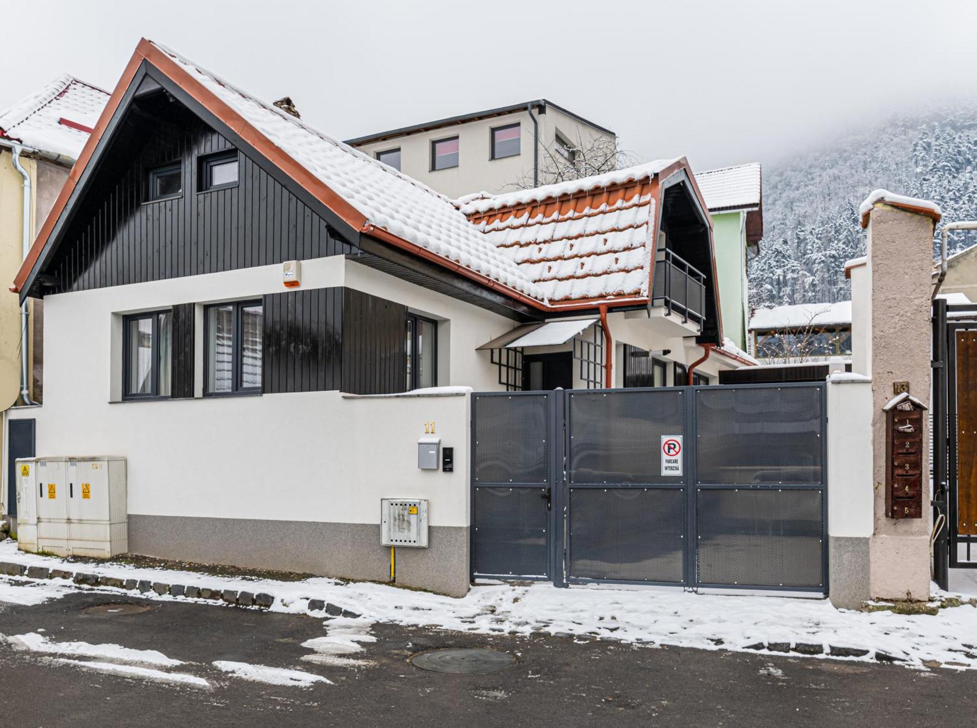 Sun Villas Accommodation Brasov Ngoại thất bức ảnh